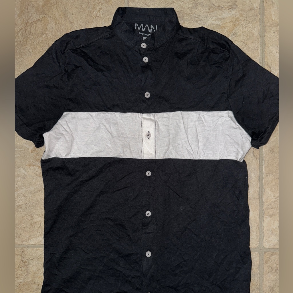Black/White Button Tee